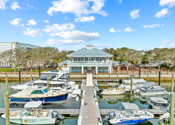 Morningstar Marinas at Southport's dock and office